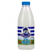 Молоко питьевое пастеризованное с м.д.ж. 2,5% ТМ "Простоквашино", 930 мл, полимерная бутылка.