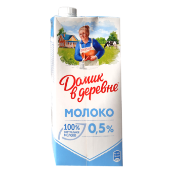 Молоко питьевое ультрапастеризованное с м.д.ж. 0,5 % ТМ "Домик в деревне" - 4 690 228 003 998
